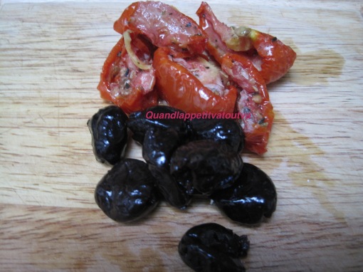 Ravioles Tomates confites, olives noires et Ricotta.JPG